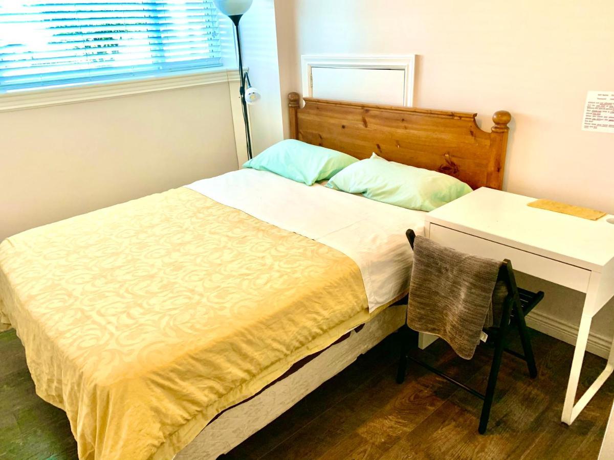 Good Location Apartment เซอร์รีย์ ภายนอก รูปภาพ