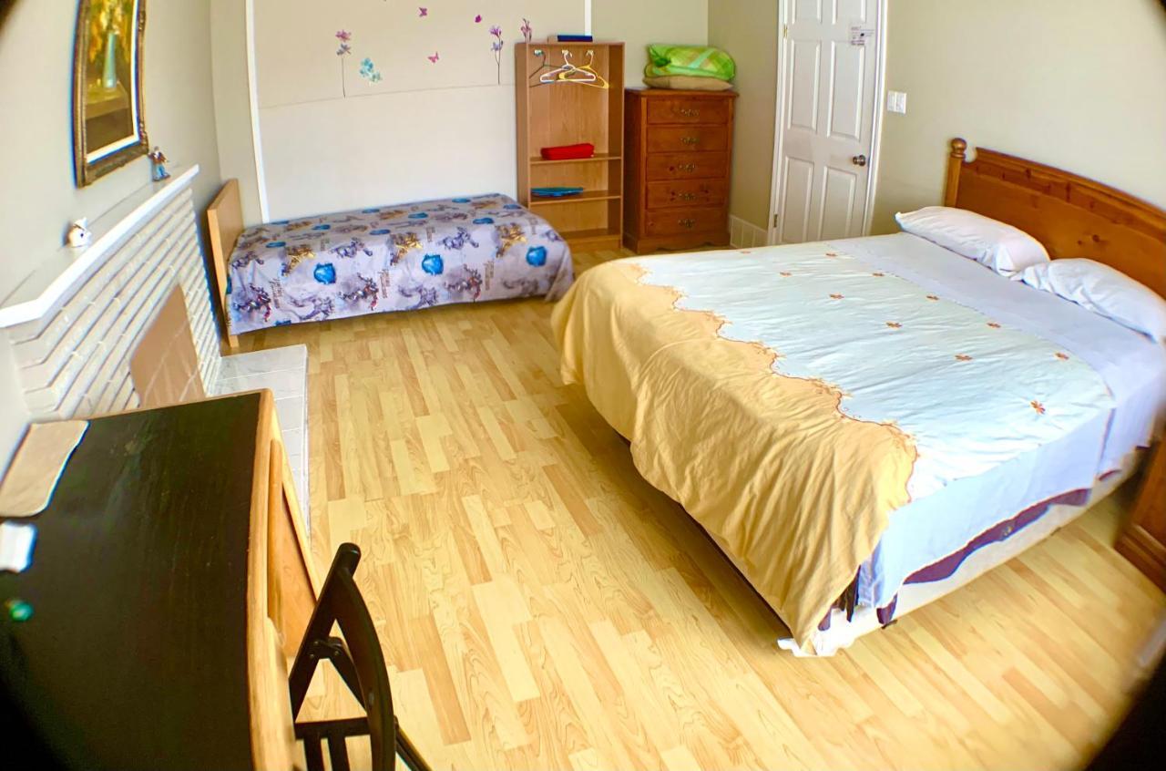 Good Location Apartment เซอร์รีย์ ภายนอก รูปภาพ
